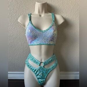 Jvalentine two piece Iheartraves set. Glitter. Sparkle